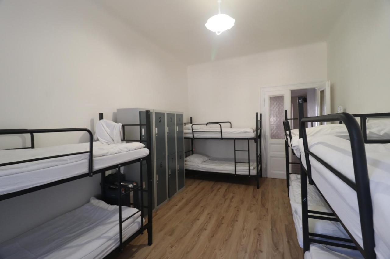 Hostel Forum Prága Kültér fotó