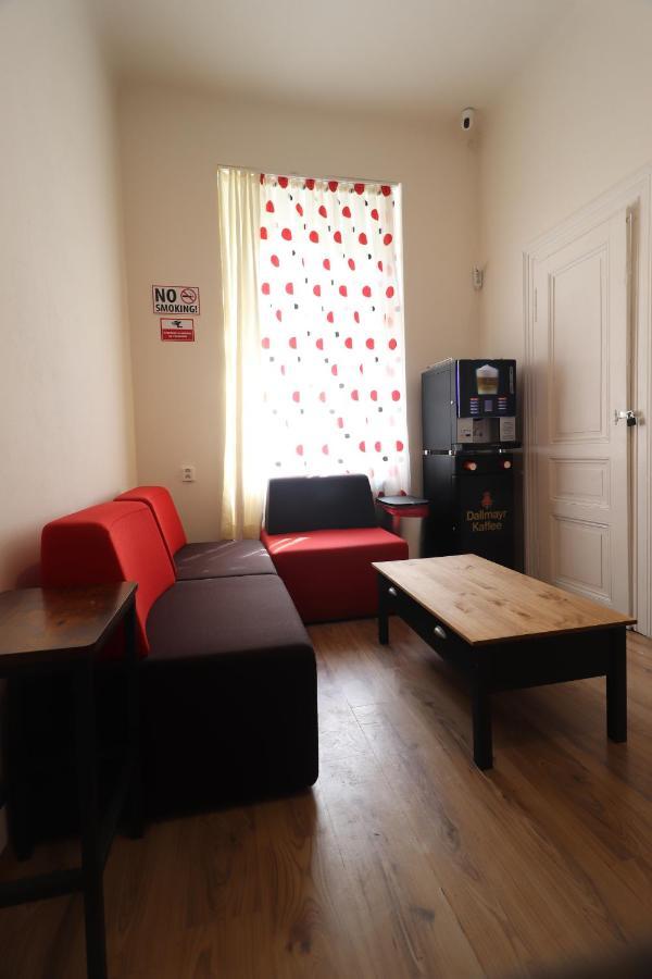 Hostel Forum Prága Kültér fotó